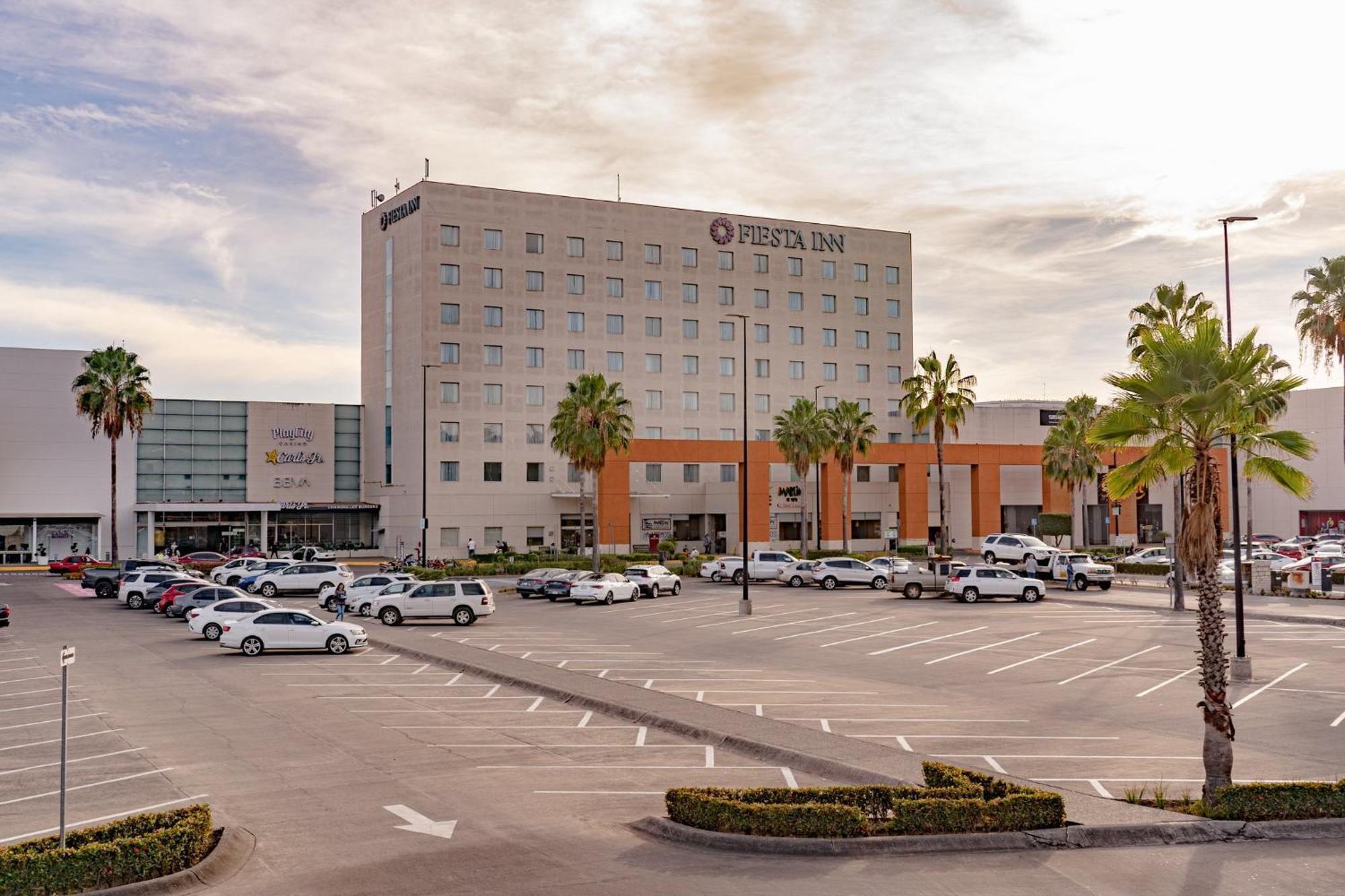 Fiesta Inn Tepic Exterior photo